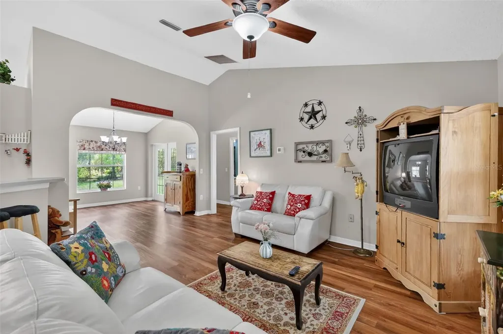 41722 Poinciana Street Eustis FL 32736
