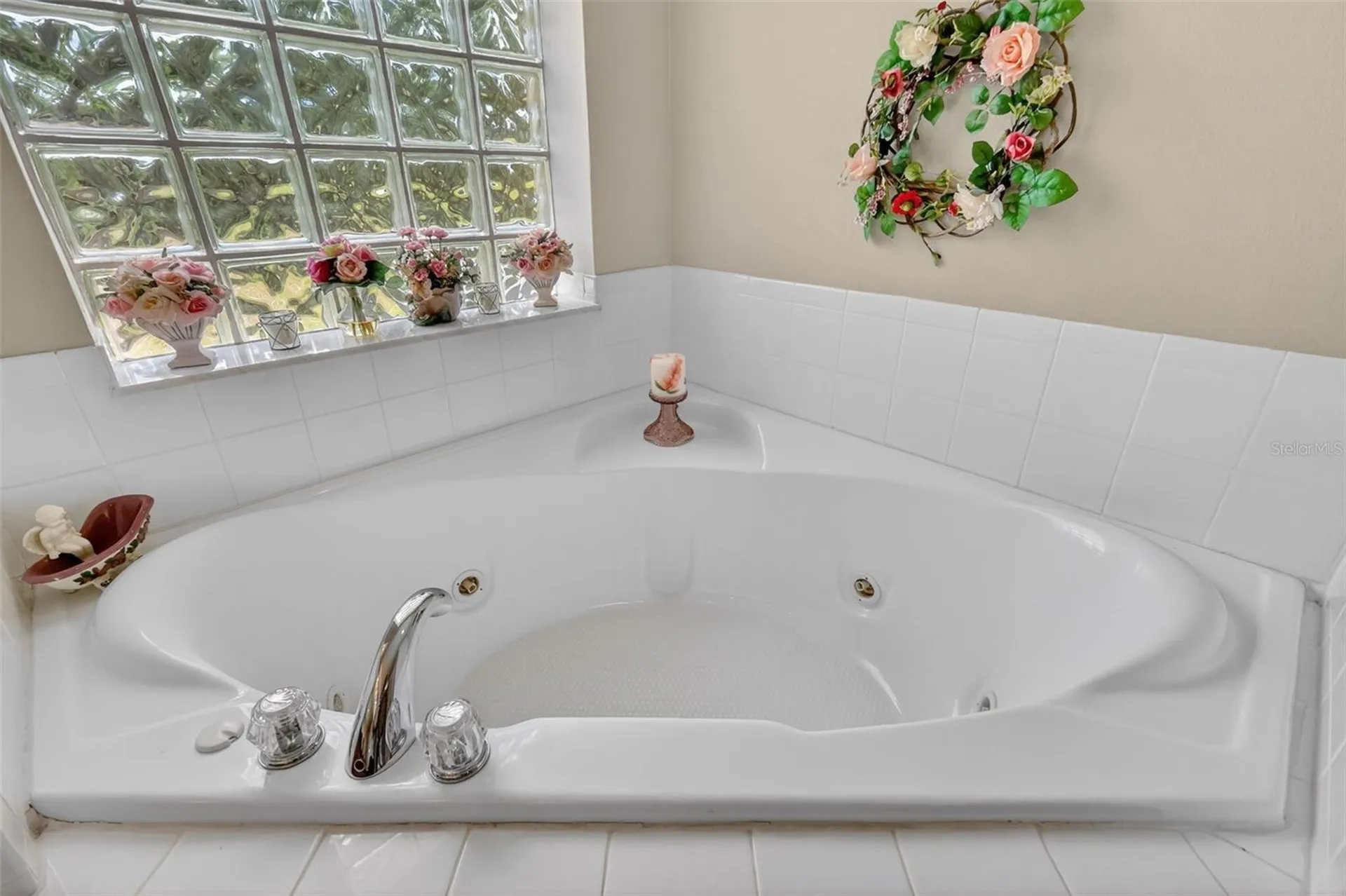41722 Poinciana Street Eustis FL 32736