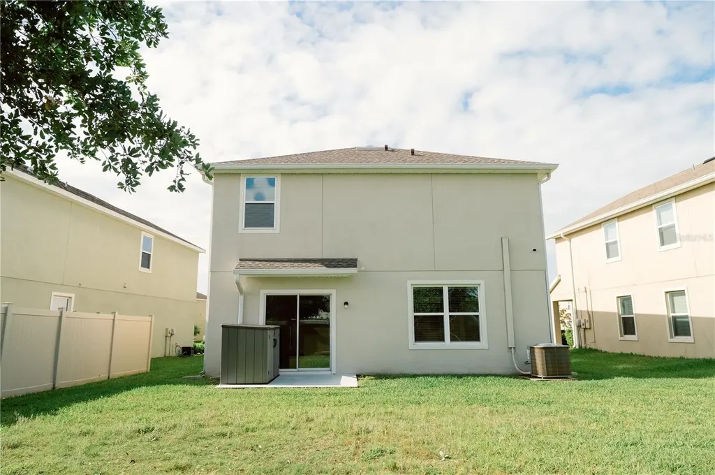 7426 Tuscan Bay Circle Wesley Chapel FL 33545