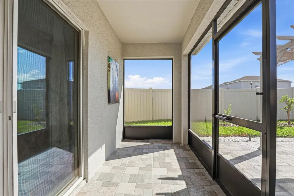 2839 Maiden Grass Isle Wesley Chapel FL 33543
