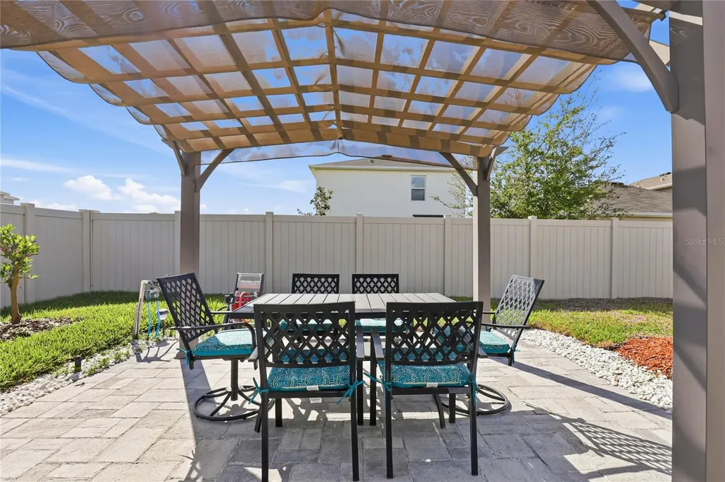 2839 Maiden Grass Isle Wesley Chapel FL 33543