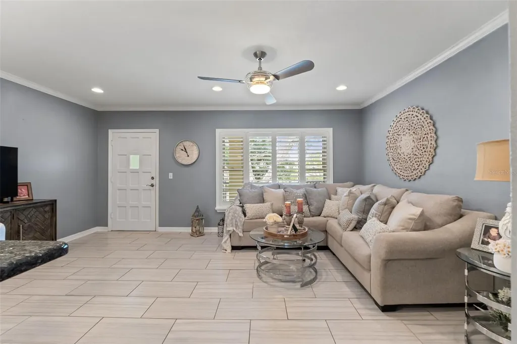 2295 Mexican Way Clearwater FL 33763