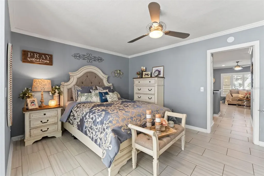 2295 Mexican Way Clearwater FL 33763