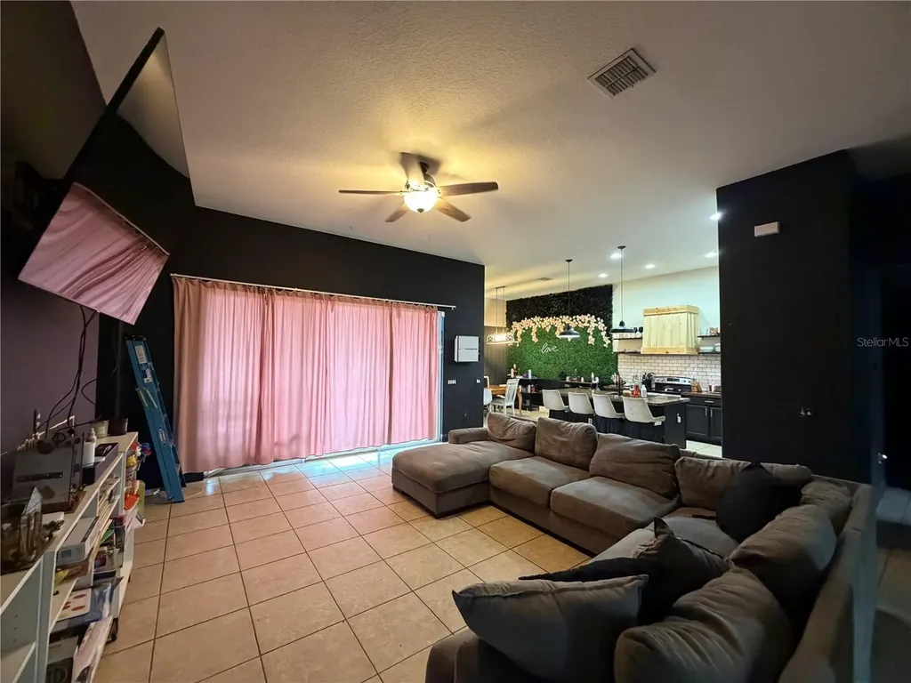 3758 Paradiso Circle Kissimmee FL 34746