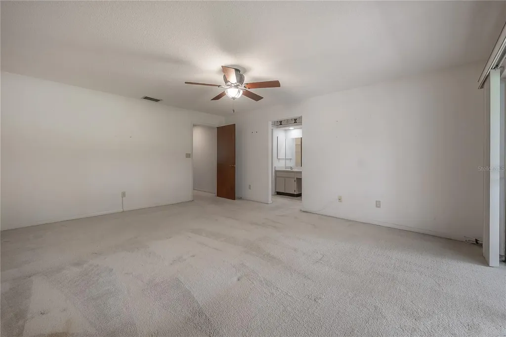 4206 Golf Club Lane Tampa FL 33618