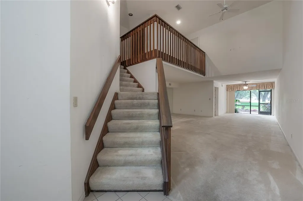 4206 Golf Club Lane Tampa FL 33618