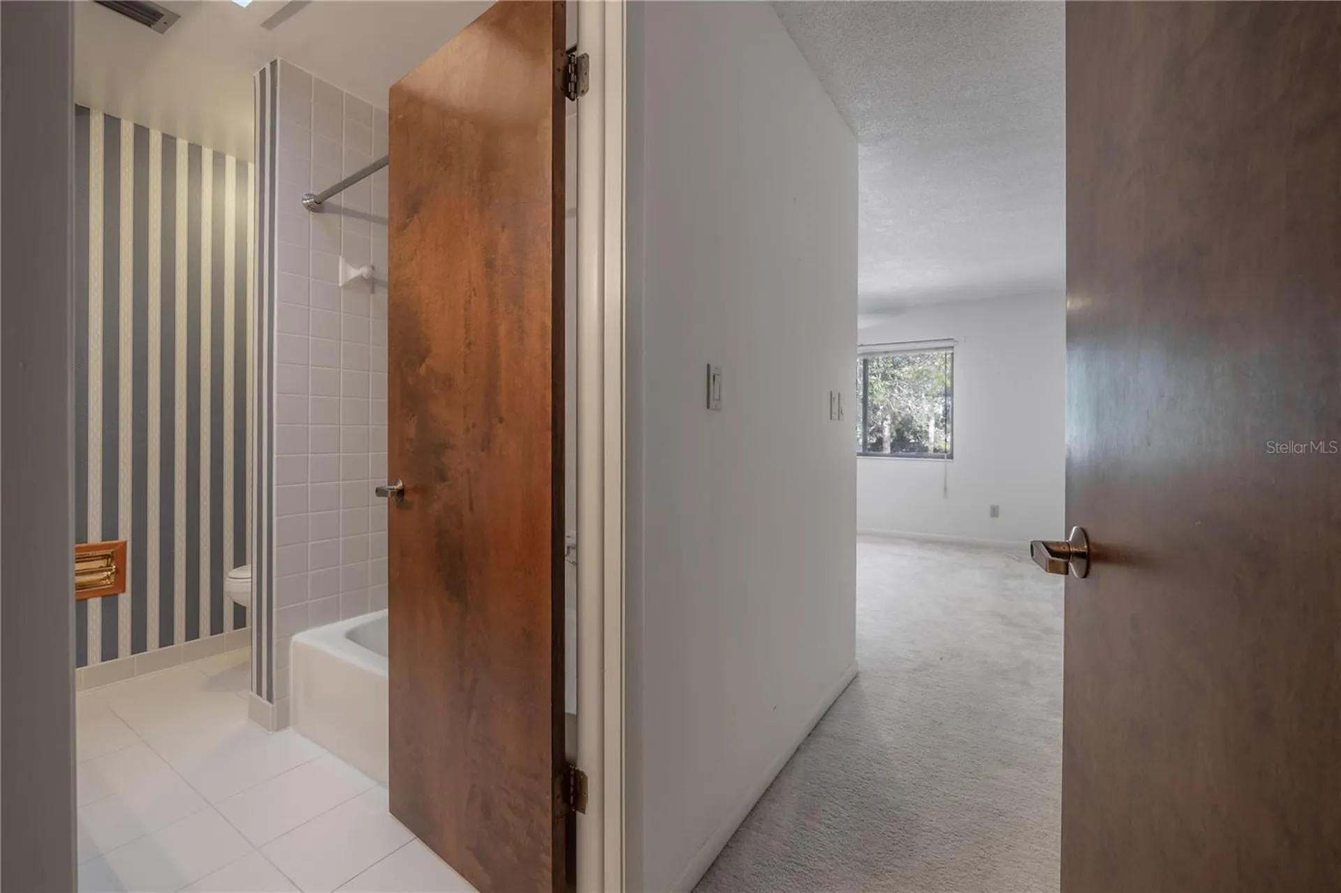 4206 Golf Club Lane Tampa FL 33618