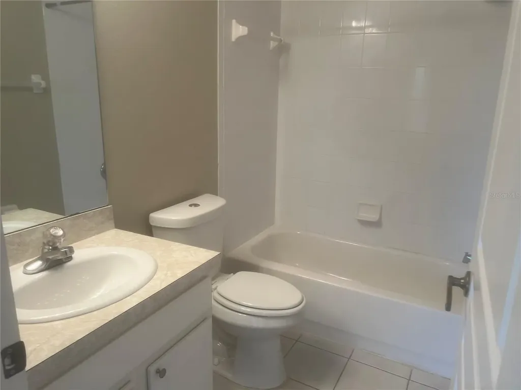 18914 Maisons Drive Lutz FL 33558