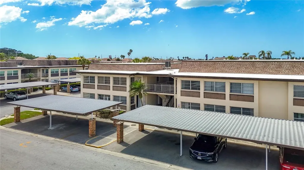 5111 Amulet Drive New Port Richey FL 34652