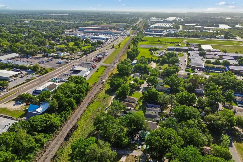 1401 Drane Street SE Plant City FL 33563