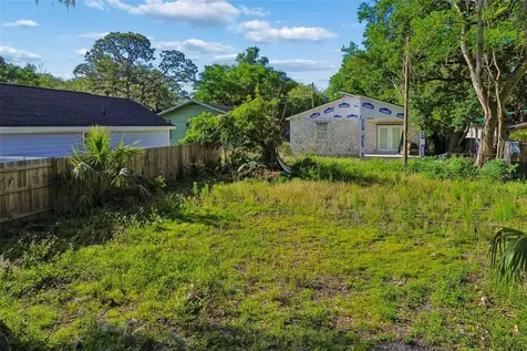 1401 Drane Street SE Plant City FL 33563