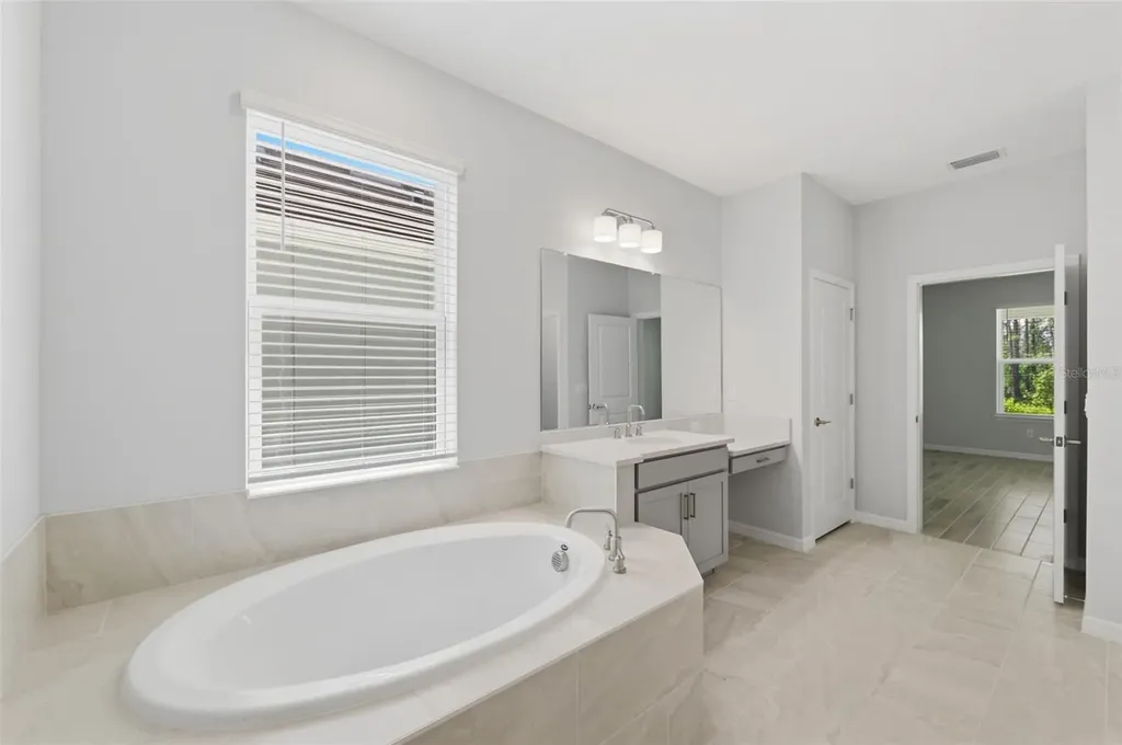 1645 Trailhead Lane Zephyrhills FL 33541