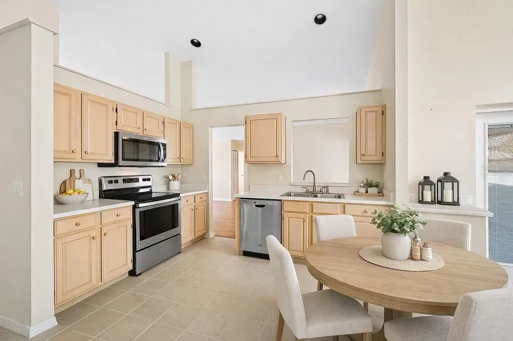 2419 Maywood Street Eustis FL 32726