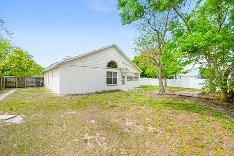 2419 Maywood Street Eustis FL 32726