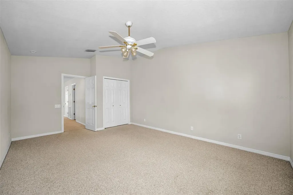 3304 Covered Bridge Drive E Dunedin FL 34698