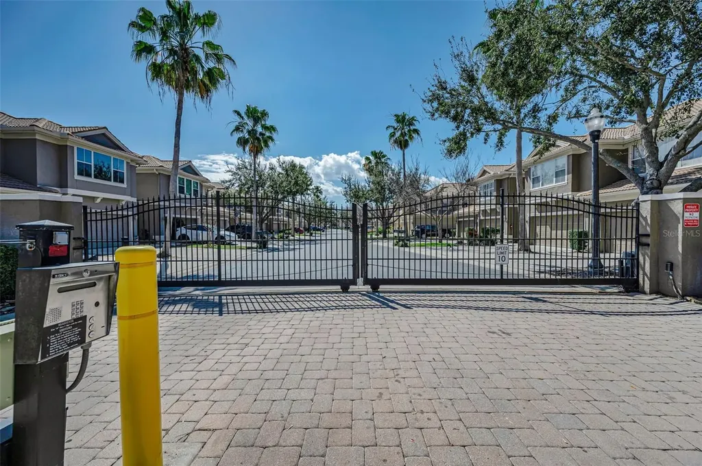 3304 Covered Bridge Drive E Dunedin FL 34698