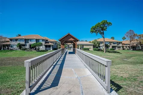 3304 Covered Bridge Drive E Dunedin FL 34698