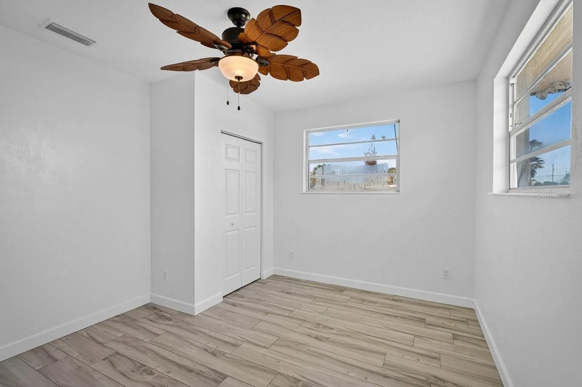 2538 Coral Way W Daytona Beach FL 32118