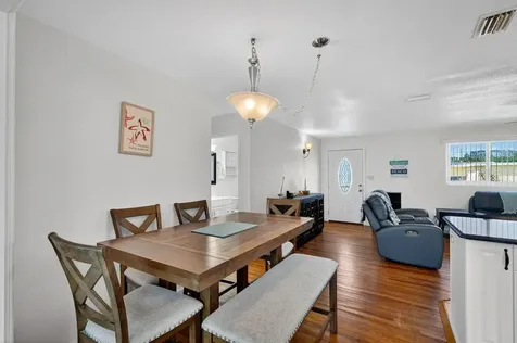 2538 Coral Way W Daytona Beach FL 32118