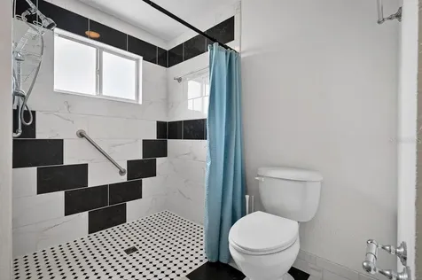2538 Coral Way W Daytona Beach FL 32118