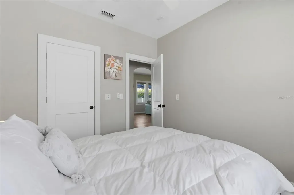 410 W Lemon Street Tarpon Springs FL 34689