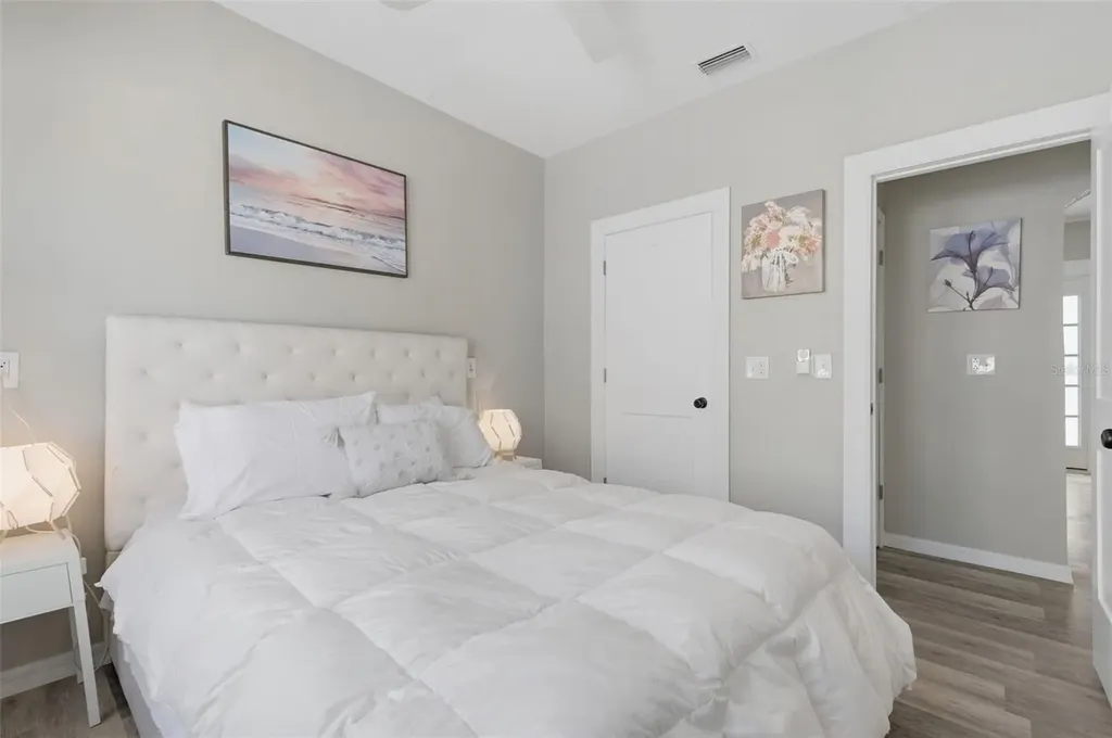 410 W Lemon Street Tarpon Springs FL 34689