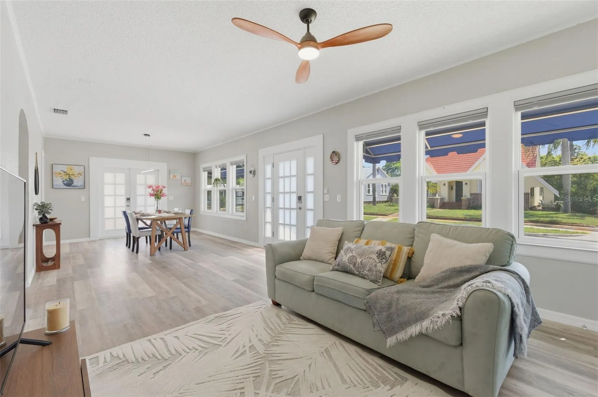 410 W Lemon Street Tarpon Springs FL 34689