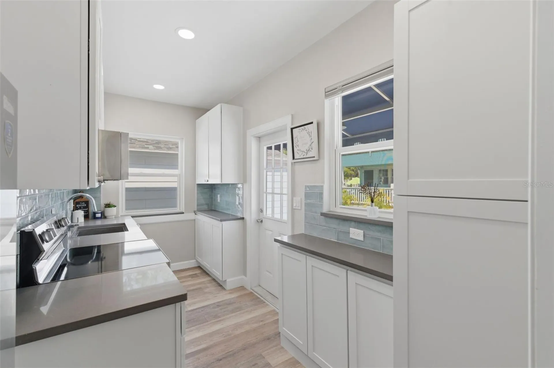 410 W Lemon Street Tarpon Springs FL 34689