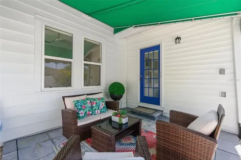 410 W Lemon Street Tarpon Springs FL 34689