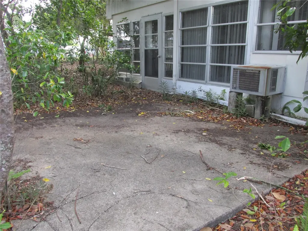 13 Saddlebag Trail S Lake Wales FL 33898