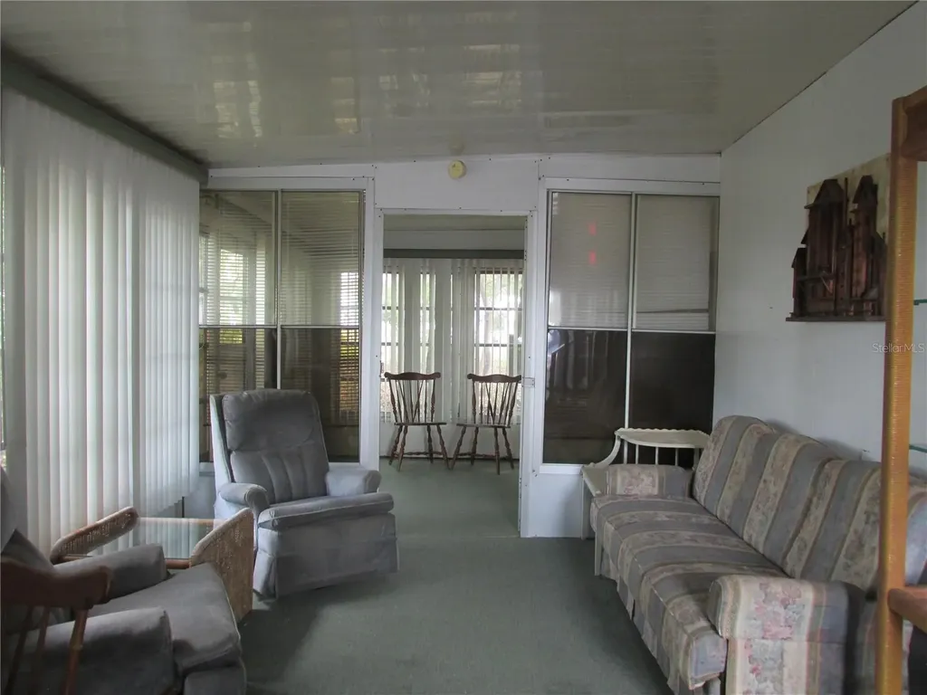 13 Saddlebag Trail S Lake Wales FL 33898