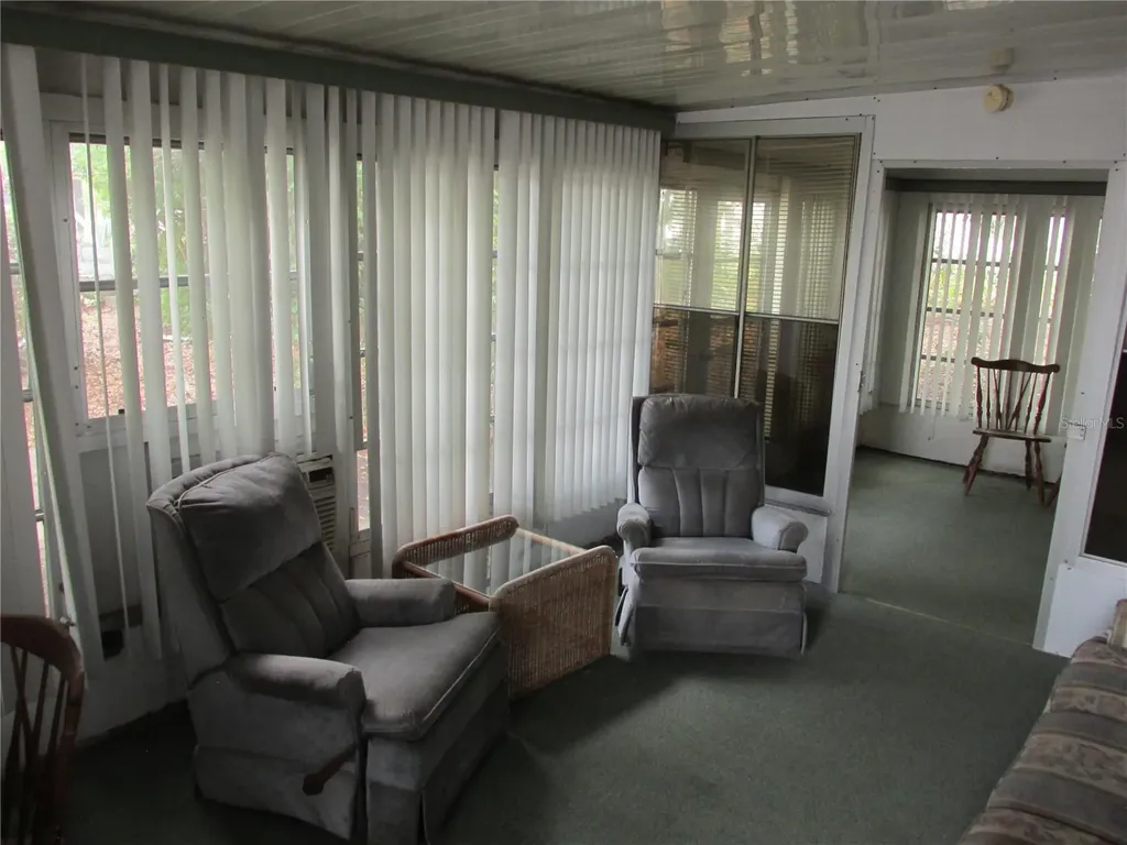 13 Saddlebag Trail S Lake Wales FL 33898