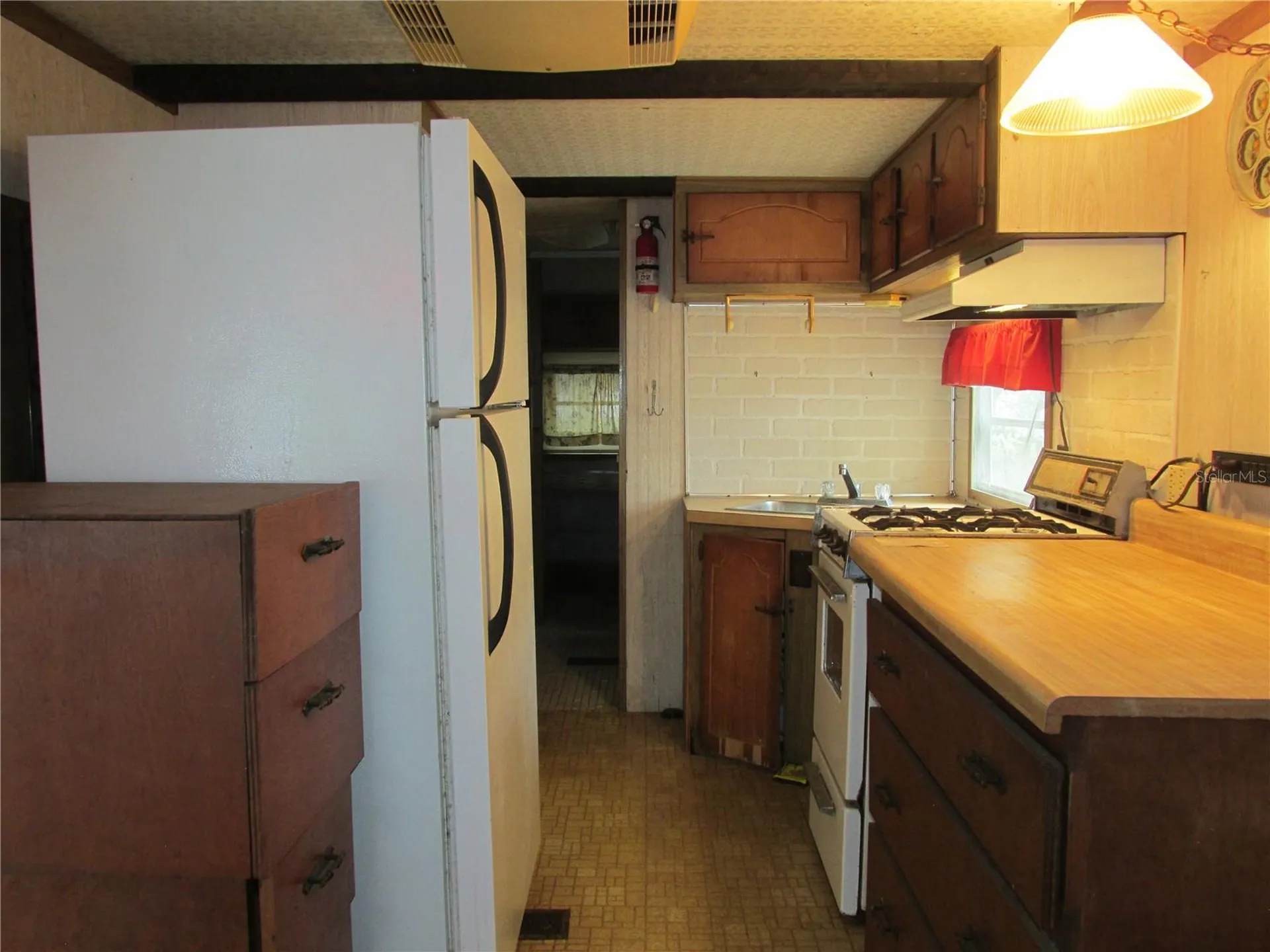 13 Saddlebag Trail S Lake Wales FL 33898