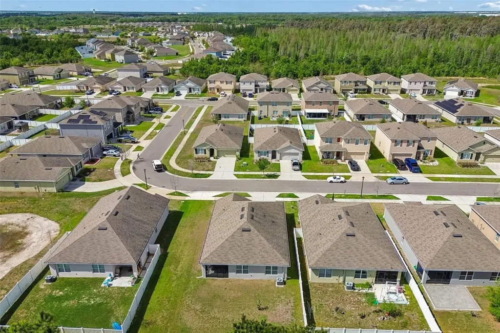 1849 Pristine Loop Lakeland FL 33811
