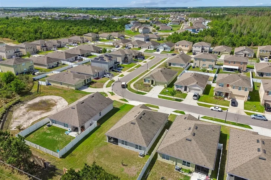 1849 Pristine Loop Lakeland FL 33811