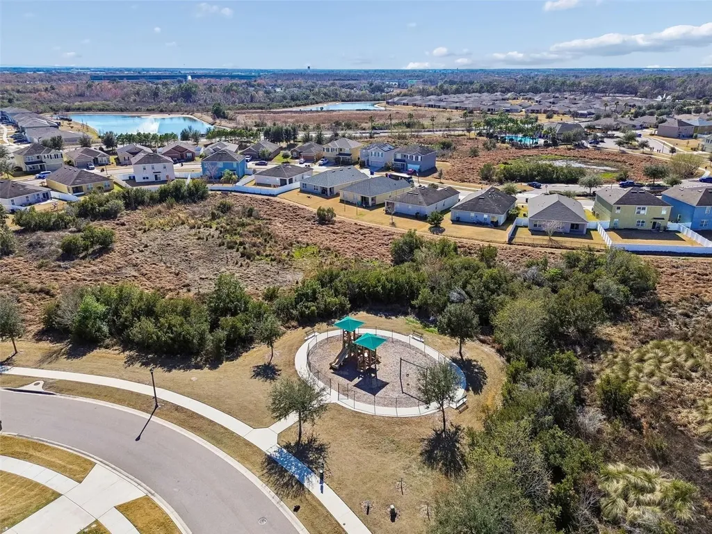 1849 Pristine Loop Lakeland FL 33811