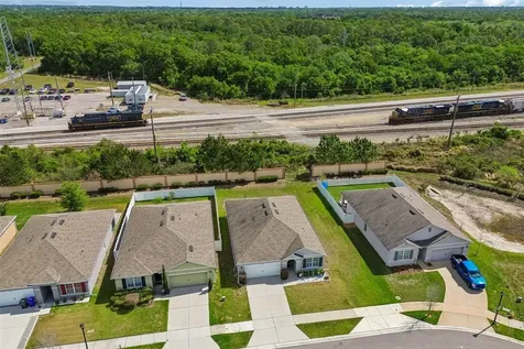 1849 Pristine Loop Lakeland FL 33811