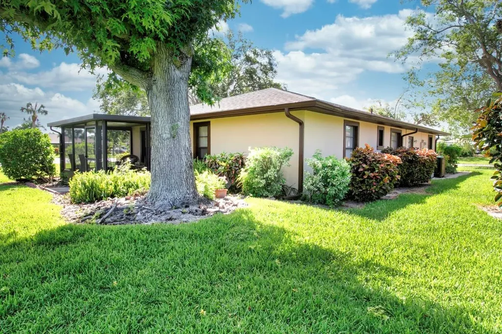 6504 Heritage Lane Bradenton FL 34209