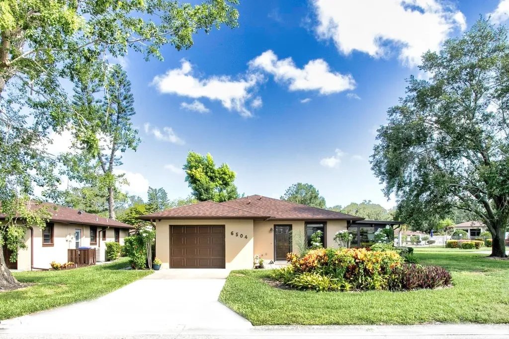 6504 Heritage Lane Bradenton FL 34209