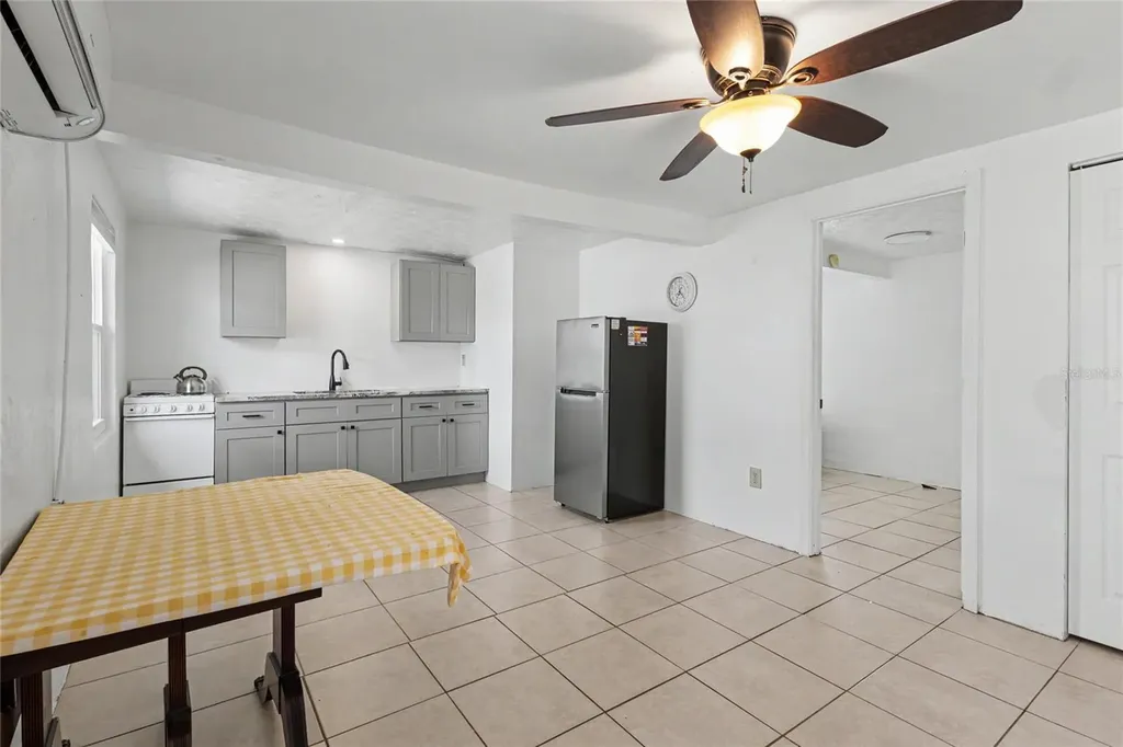3412 Clarinda Street Sarasota FL 34232