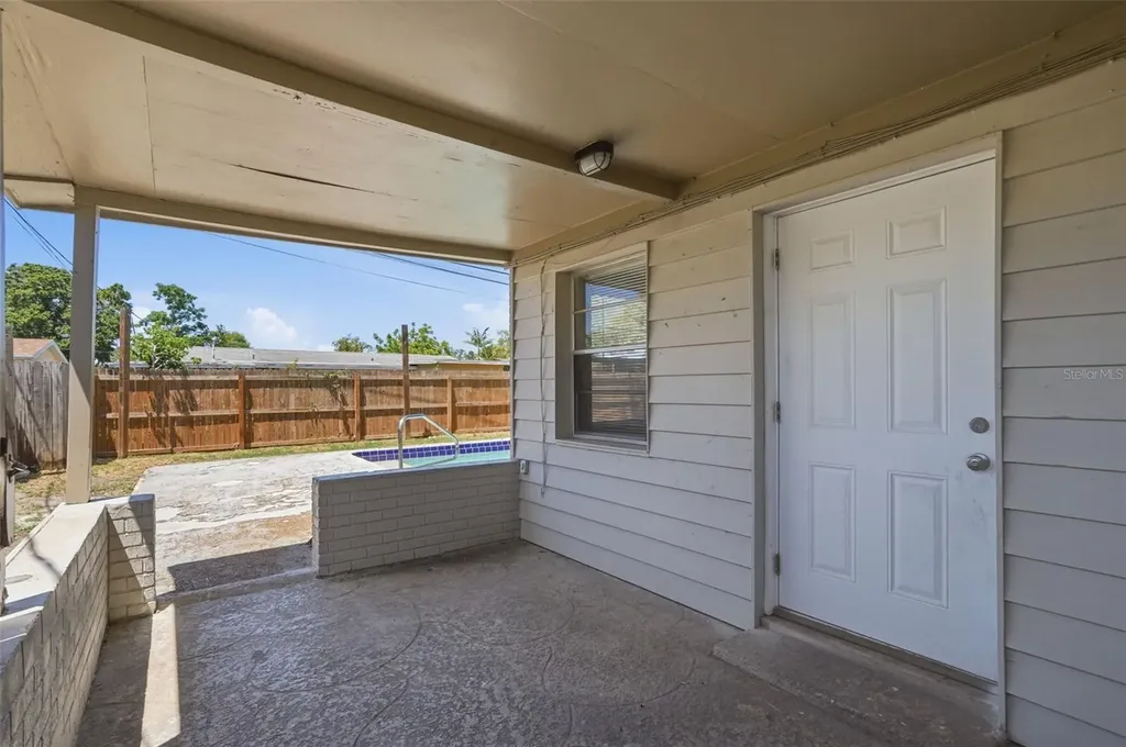 5711 64th Avenue N Pinellas Park FL 33781