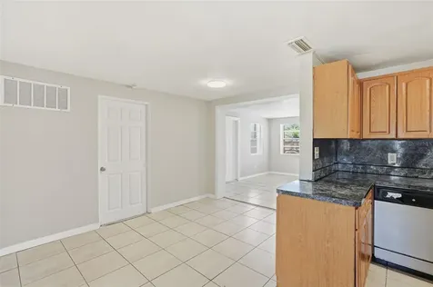 5711 64th Avenue N Pinellas Park FL 33781