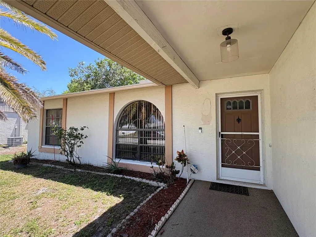 3052 Salton Street Holiday FL 34691