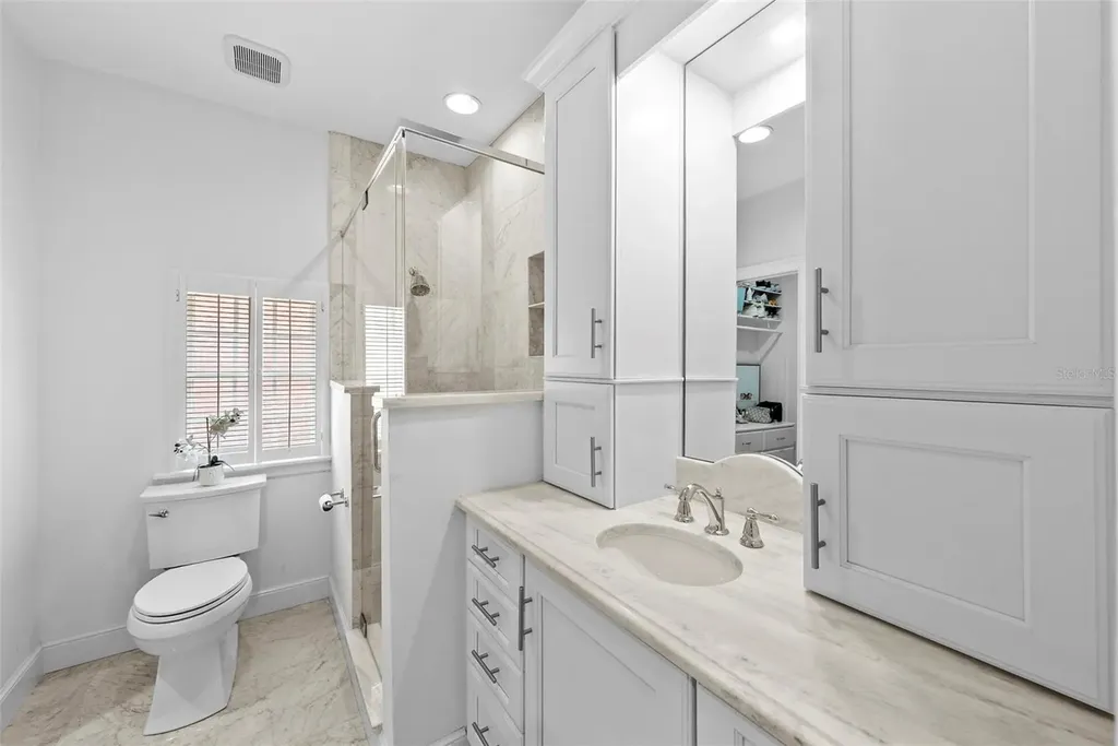 5121 S Nichol Street Tampa FL 33611