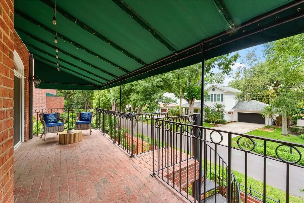 5121 S Nichol Street Tampa FL 33611