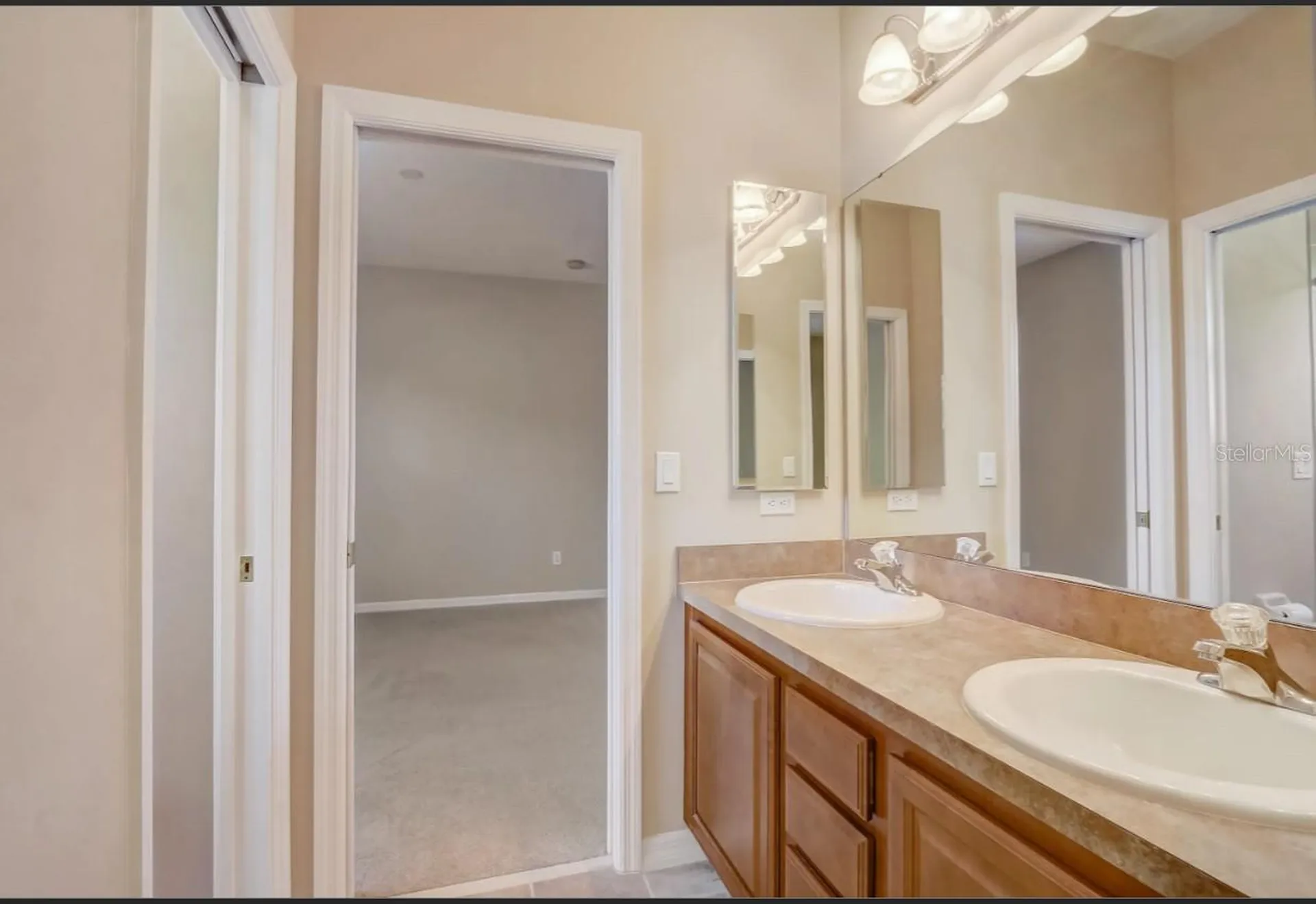 2971 Lake Jean Drive Orlando FL 32817