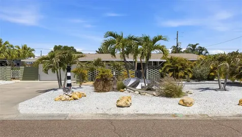 4091 50th Avenue S St Petersburg FL 33711