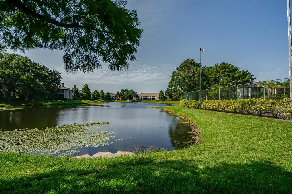 10263 Gandy Boulevard N St Petersburg FL 33702