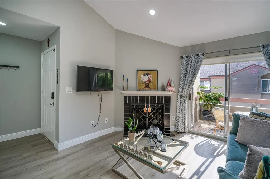 10263 Gandy Boulevard N St Petersburg FL 33702