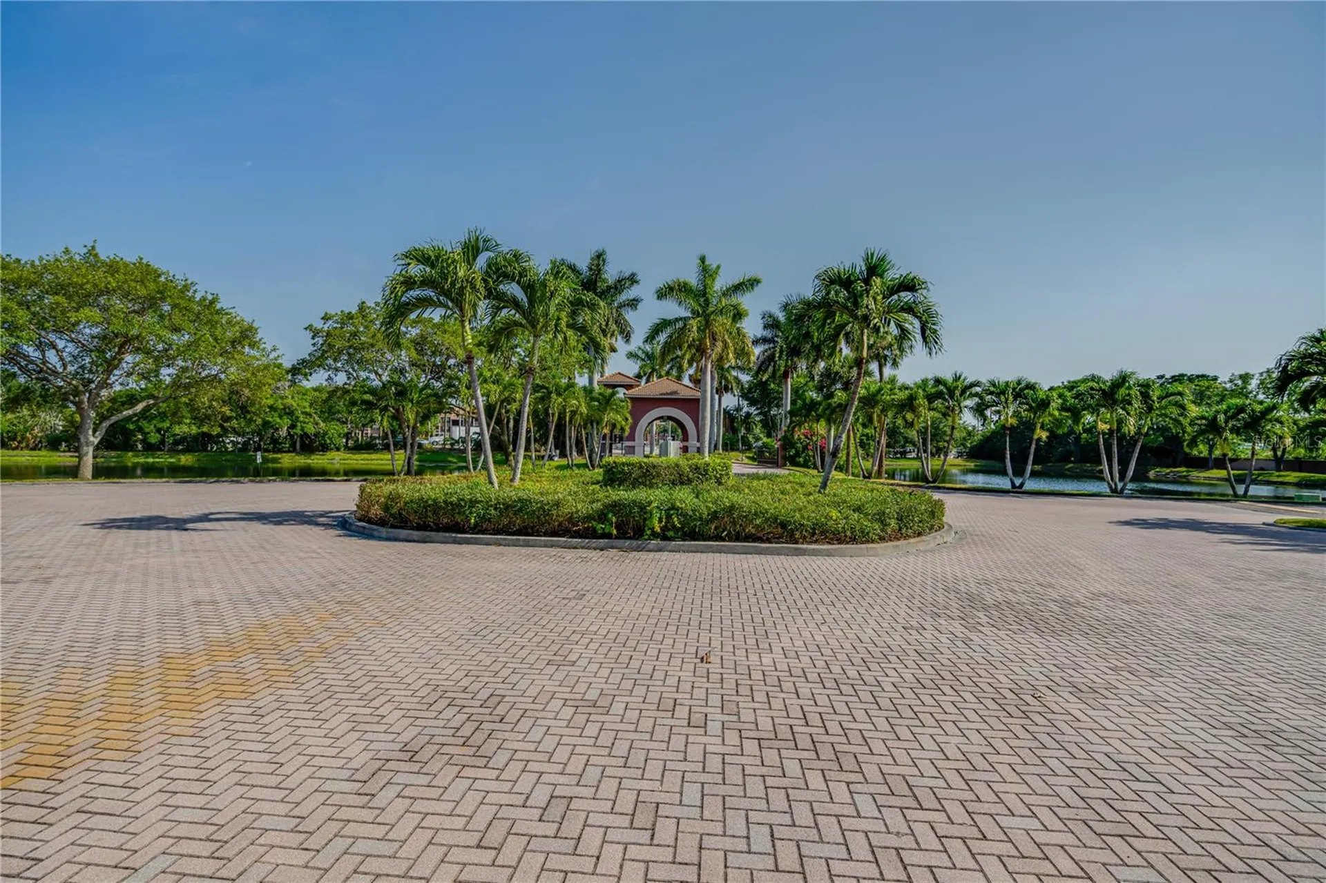 10263 Gandy Boulevard N St Petersburg FL 33702